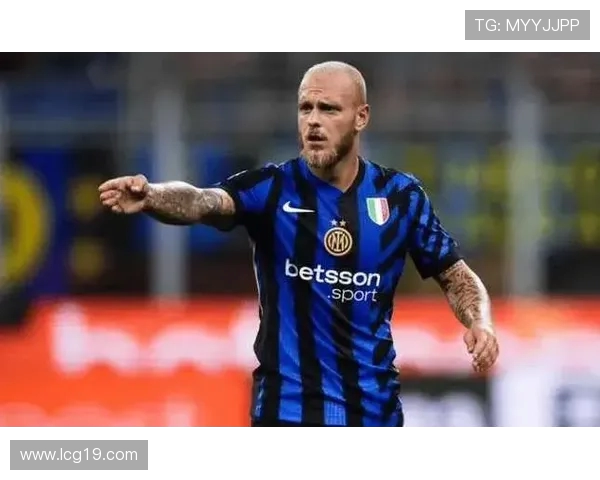 德转意甲左后卫身价榜:迪马尔科 5000 万领跑,坎比亚索紧随其后